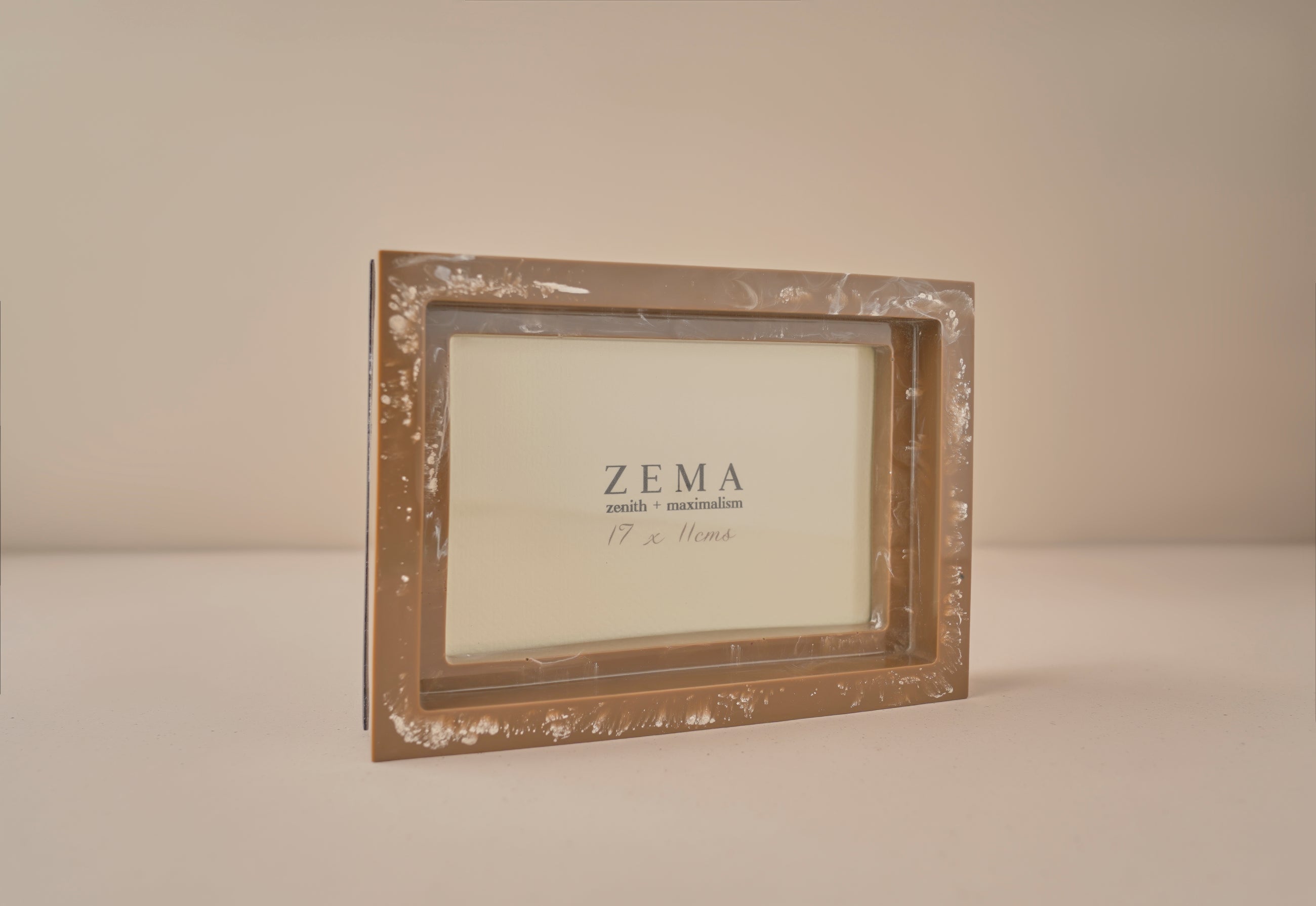 Rivera Frame