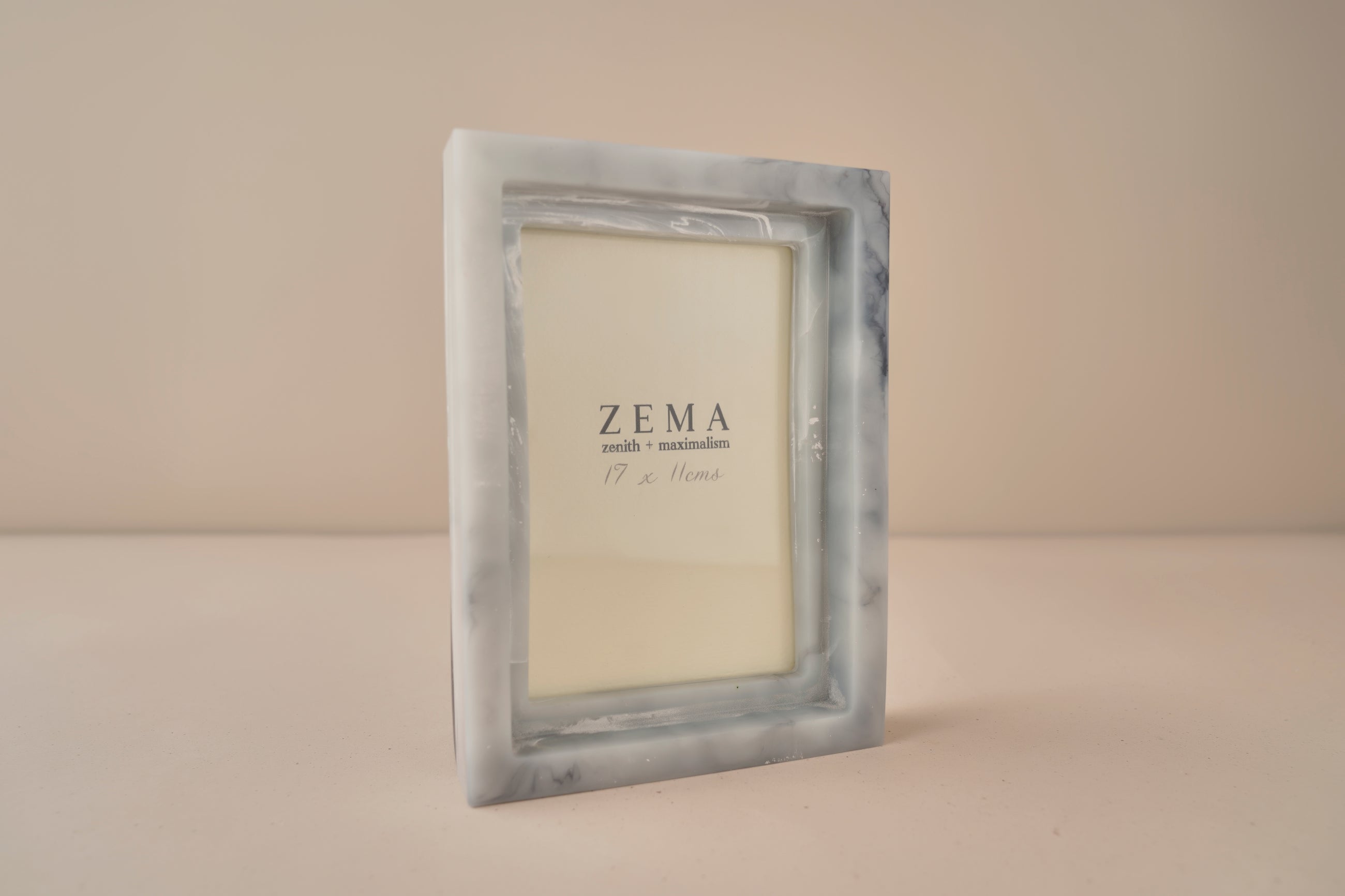 Rivera Frame