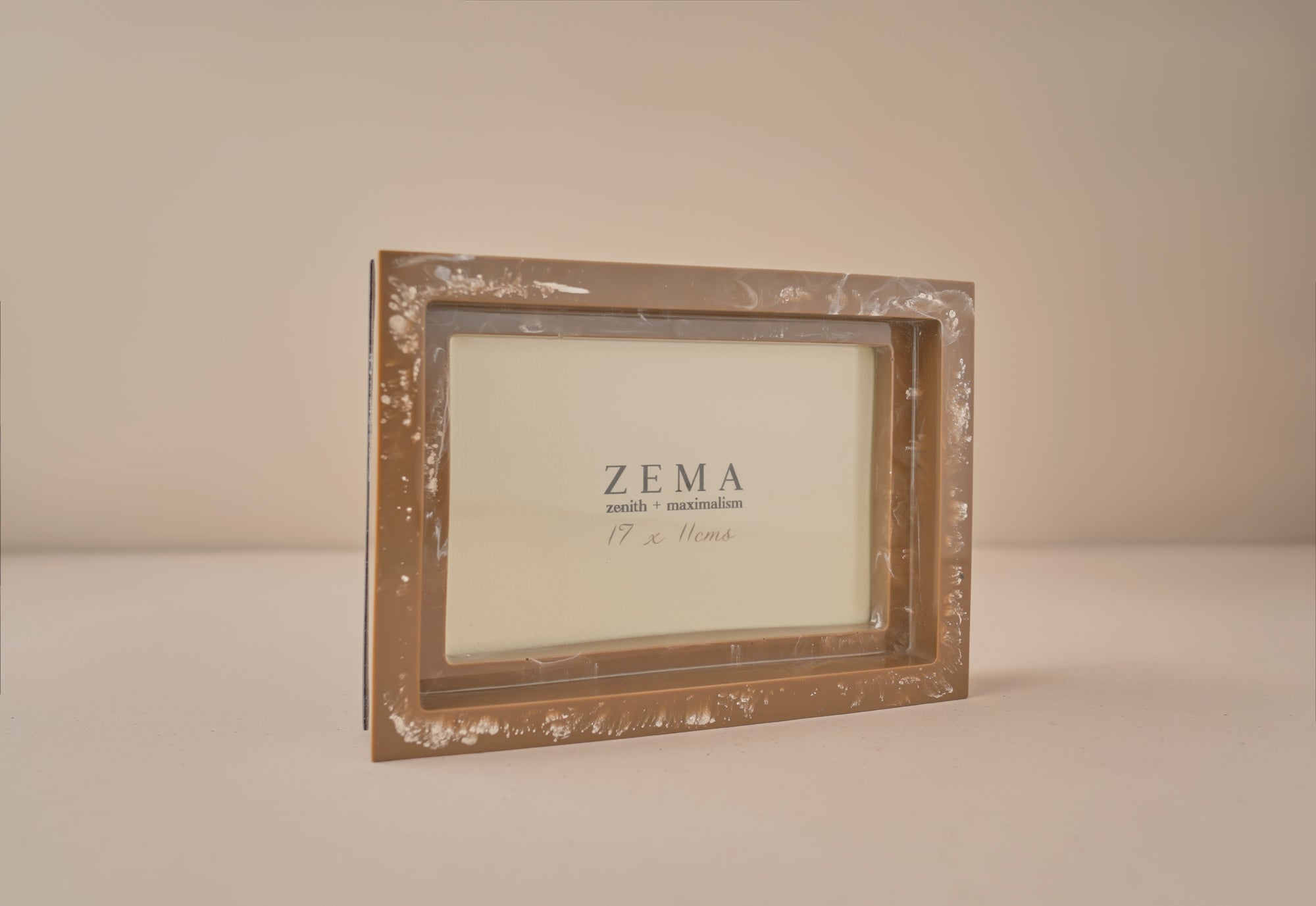 Rivera Frame
